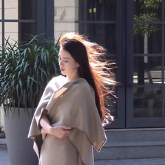 【现货】清冷感披肩高级感独特漂亮收腰针织背心连衣裙秋冬两件套