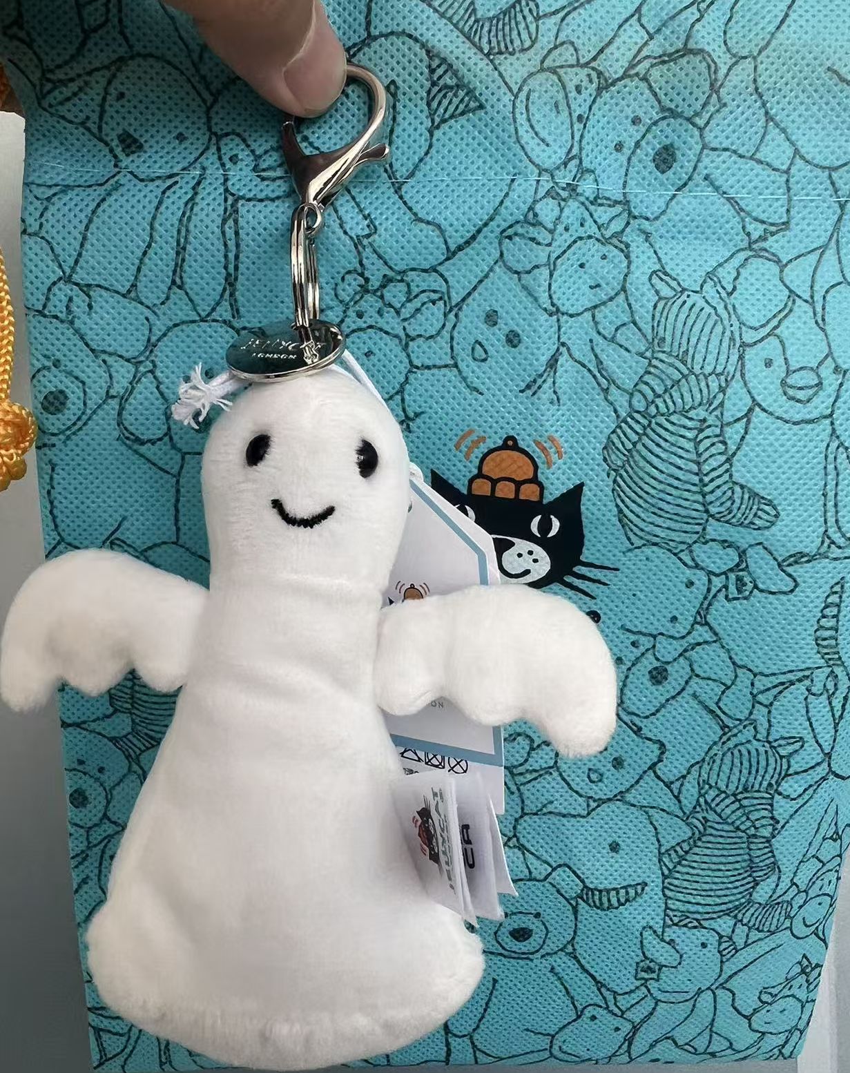 Little ghost pendant