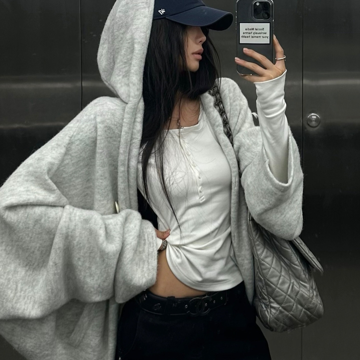 灰色蝙蝠袖毛衣女秋冬宽松慵懒风软糯毛织外套