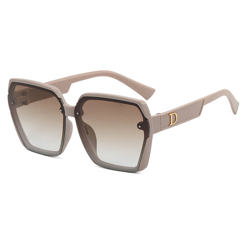 D Family Square Sunglasses Stylish Wholesale for Street Stands Sweet Women's Aviator Sunglasses 22 New Ins Big Face Glasses