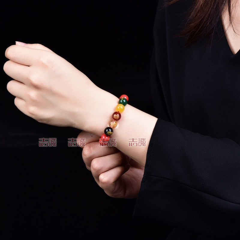 0A4C10DD99AF11E8AAD4752E7FFE2C