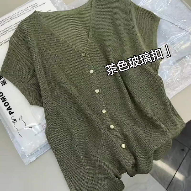 Casual Style Green V-Neck Short-Sleeved Knitted Cardigan for Women 2026 Summer New Style Loose Slimming Look High-End T-Shirt Top