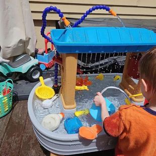 Water Table Pump Water Pump Splash Cool Oasis Water Pump with Retractable Universal Pipe Kidsren's Outdoor Water Play 110V