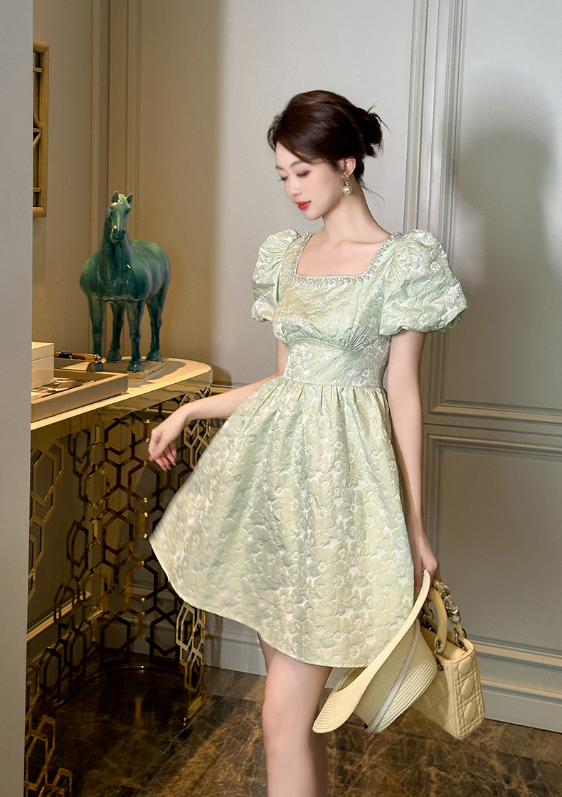 Váy xòe tay phồng cổ vuông thắt eo đính cườm phong cách tươi mới — Xanh bạc hà chi tiết 9