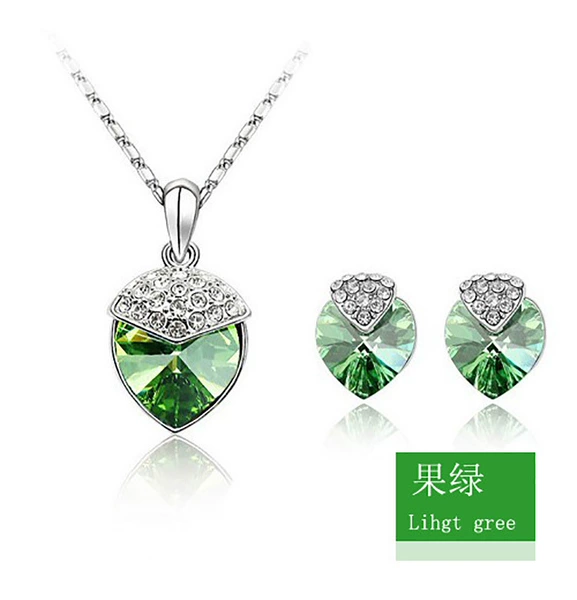 Fruit green