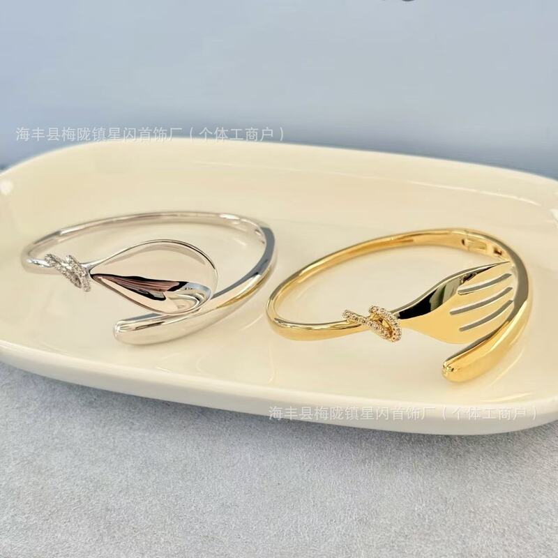 Hefang Tableware Pasta Bracelet Accessible Luxury Elegant Versatile Fork Spoon Bracelet for Women