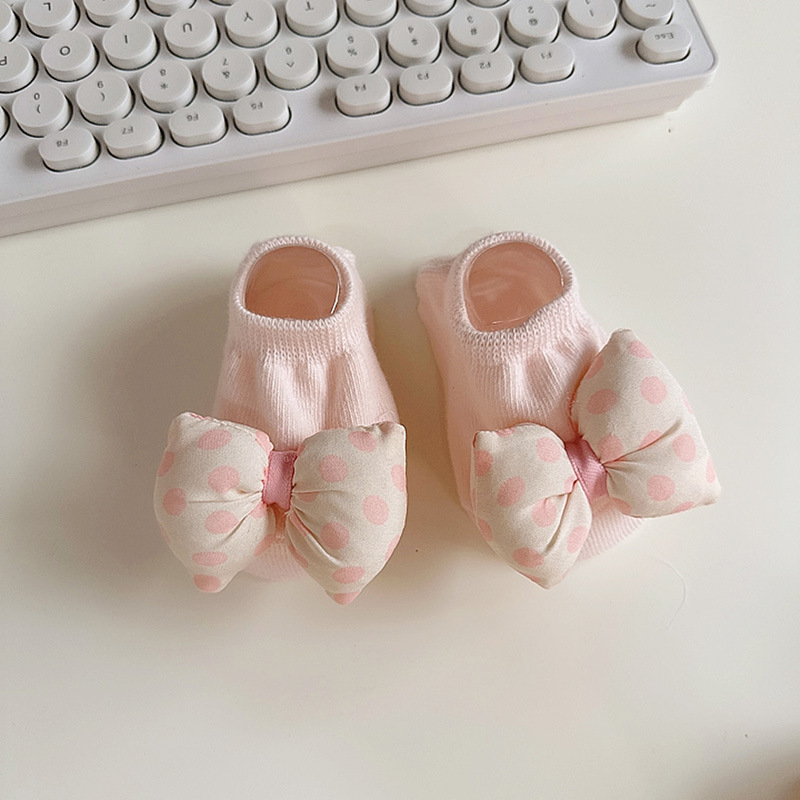 Ins洋気小花赤ちゃん空頂保護ハロゲン門帽子春秋薄手女子赤ちゃん通気韓版頭飾りセット