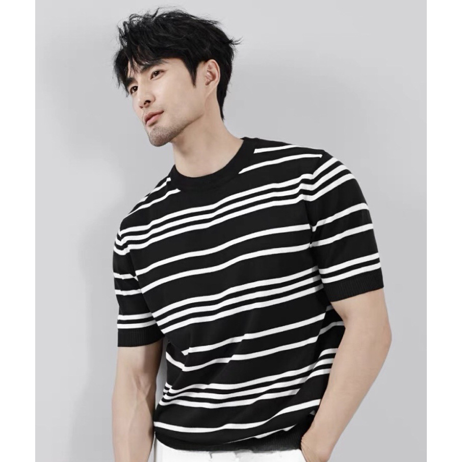 Camisa de punto de manga corta de verano para hombre, a rayas, corte ajustado, estilo coreano, de seda helada, versátil, para negocios, venta al por mayor, refrescante.