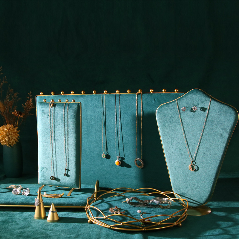 Jewelry display stand, jewelry display shop, light luxury green velvet photo frame, necklace stand, photography prop, ring tray