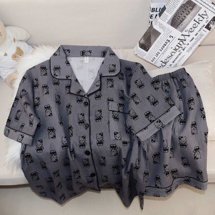 Pijamas de algodón nubes al por mayor transfronterizos de mujeres pantalones cortos de mangas cortas de verano nuevos cardigans con solapas de dibujos animados lindos cubiertas de ropa para el hogar