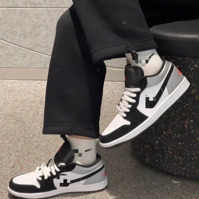 Putian High-End Version Jordan Aj1 Low-Top Cross-Border Sports Basketball Shoes, Non-Slip, Comfortable, Versatile, Casual Style for Couples Putian High-End Version Jordan Aj1 Low-Top Cross-Border Sports Basketball Shoes, Non-Slip, Comfortable, Versatile, Casual Style for Couples