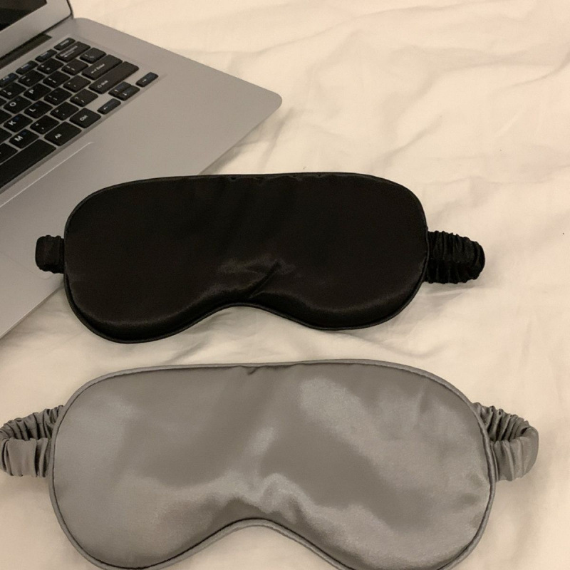 Eye mask for light blocking and sleep, made of silk and ice silk, relieves eye fatigue, with ice pack for cold and hot compress, suitable for girls' sleep