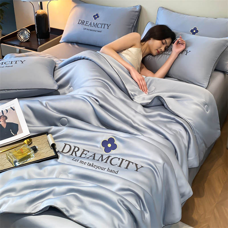 반클리프 하이칭 [시원하지만 얼음이 아니어서 알몸으로 잠을 잘 수 있음]