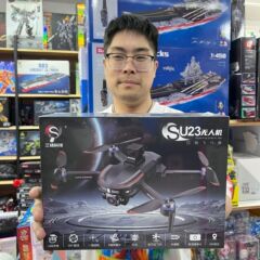 無人機の障害回避ブラシレスモーターのハイビジョン航空写真はリモコン飛行機の大画面を持って自動的に帰航します。