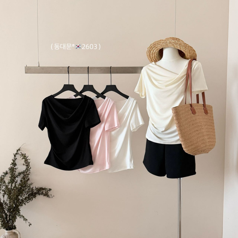 Dongdaemun 2603 Lyocell Irregular Short-Sleeve Top with Ice-Feel Fabric Design and Side Waist Pleats, Versatile for Travel