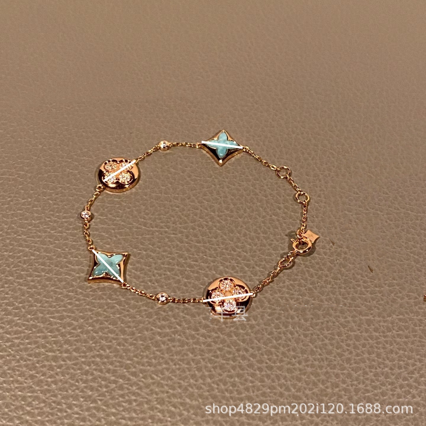 ロバの家四葉草四花五花ブレスレット女性用18Kローズゴールドメッキ軽奢菱形丸型白貝母ネックレスins