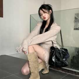 韩系温柔奶糯风感秋装V领辣妹流苏针织套装两件套设计感小众