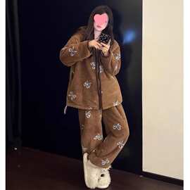 斤大码美拉德蝴蝶结印花珊瑚绒睡衣女冬季毛绒保暖家居服套装