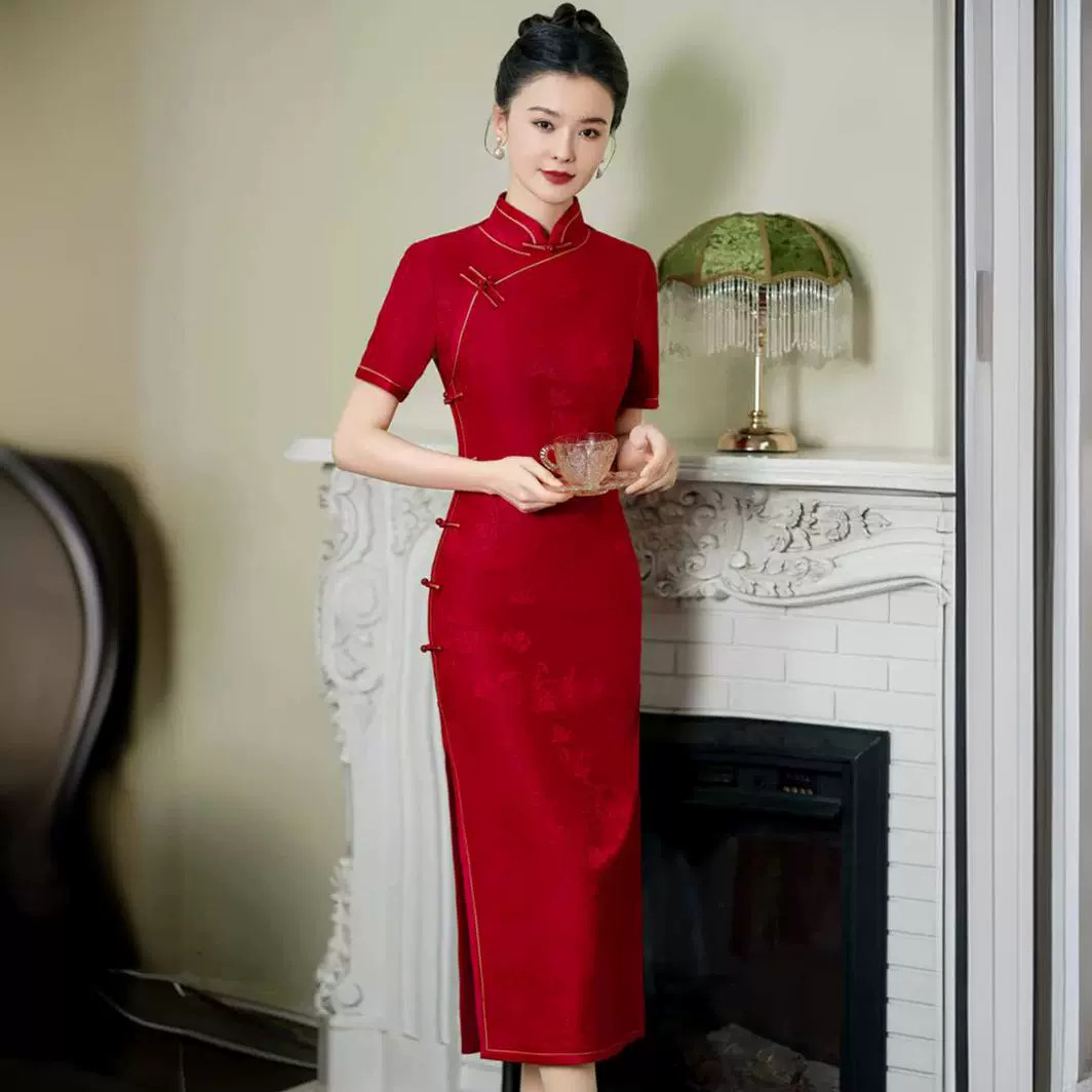 High-End Red Mother-In-Law Qipao 2026 New Summer Short-Sleeve New Chinese Style Wedding Banquet Dress for Women