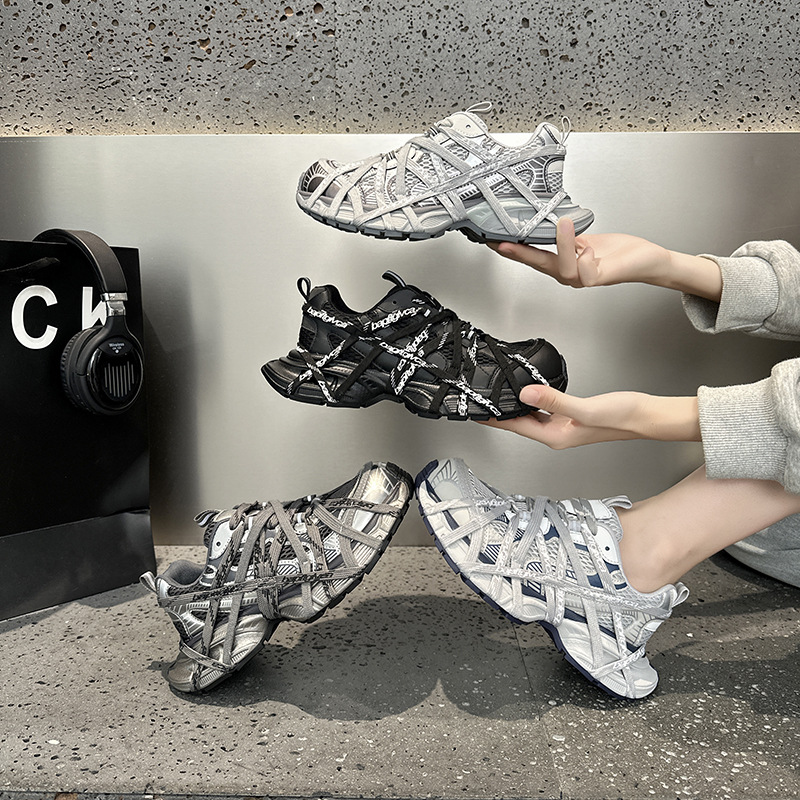 Trendy Dad Sneakers with Distressed Color-Blocking Straps, Spider-Man Metal Casual Sneakers, Street-Style Women's Shoes