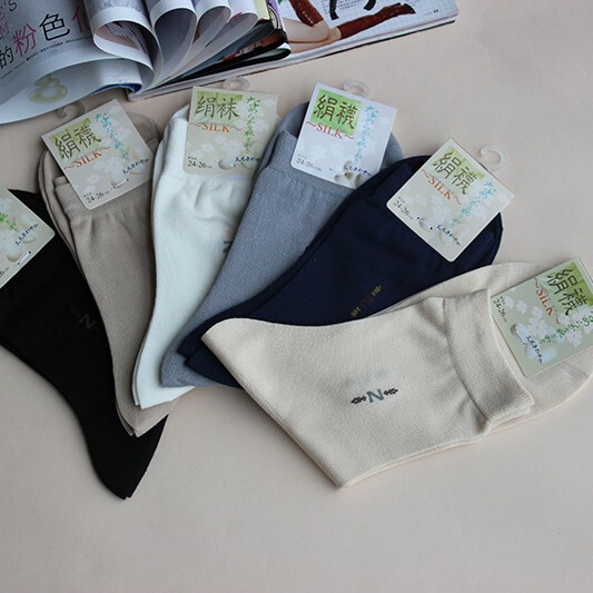 Men's Mid-Calf Silk Socks Multi-Color Mulberry Silk Spring and Summer Thin Comfortable Breathable Dry Socks