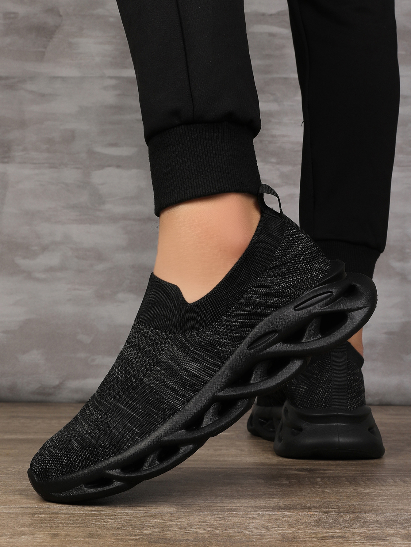 Outdoor-Wanderschuhe Einlagige Schuhe Sommersport Fliegengitterschuhe Atmungsaktiv Leichte Reise-Wandersockenschuhe mit weicher Sohle_voghion.com