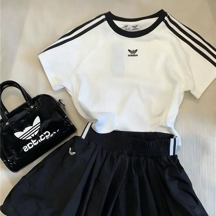 Clover Casual Three-Stripe Breathable Sports T-Shirt for Women, New Summer Korean Fashion Versatile Round-Neck Top Clover Casual Three-Stripe Breathable Sports T-Shirt for Women, New Summer Korean Fashion Versatile Round-Neck Top