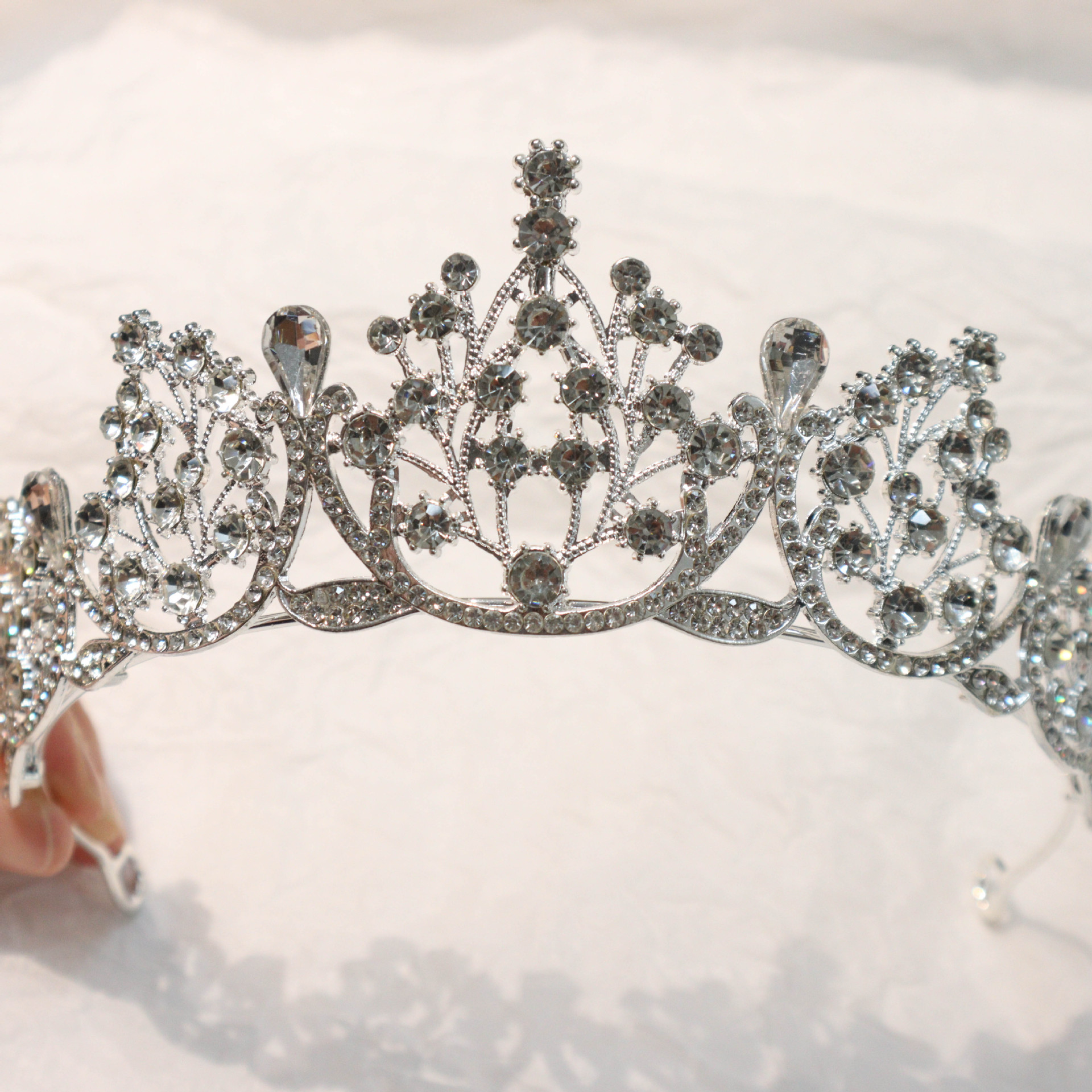 Crown Hair Accessories Type Zircon Inlay Material Simple Style Women's Crown Alloy Inlay Zircon Crown
