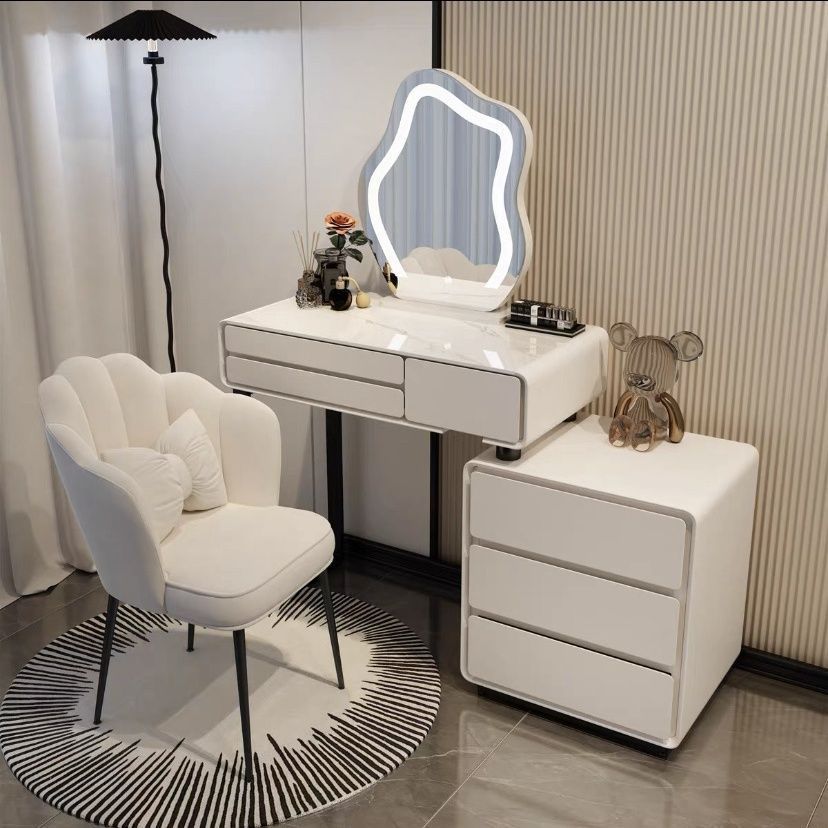 79.9 테이블 + 서랍장 + 구름거울 + 꽃잎의자