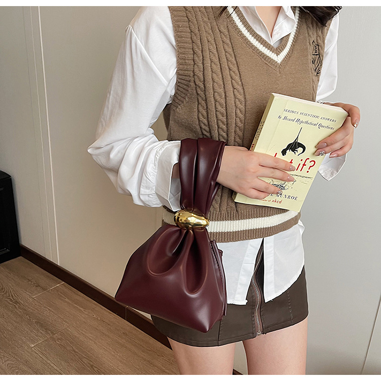 2024 new high-end pleated cloud women's fashion trend versatile handbag personalized hand-held lucky bag_voghion.com