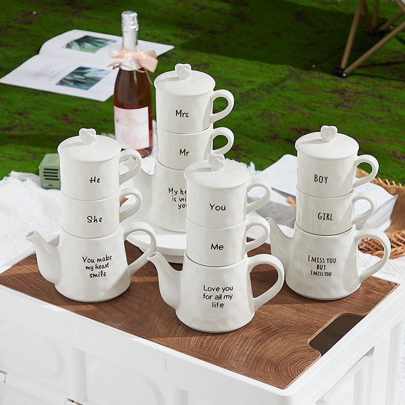 Creativo pareja olla taza de té de regalo del día de San Valentín cerámica tetera juego de té de la tarde traje de regalo