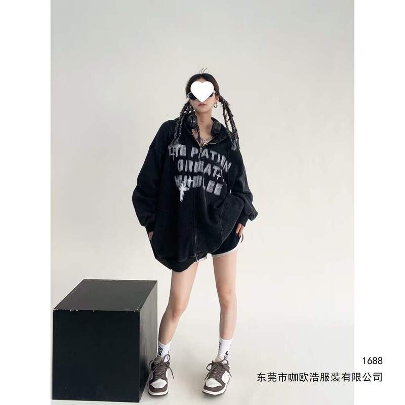 European and American retro hip-hop fuzzy letter print hoodie, fleece-lined, loose fit, washed and distressed, high street style jacket