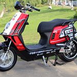 外贸红牛摇臂电动车红牛72伏摩托车高速电摩外卖踏板长跑王正品