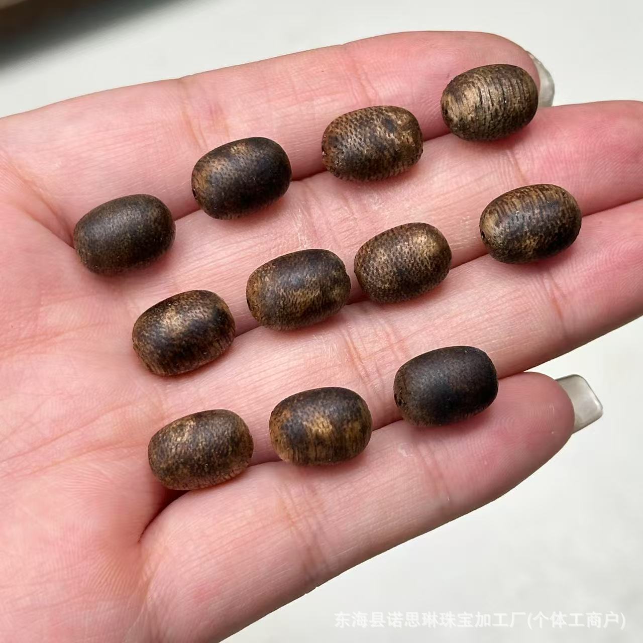 天然莺歌绿奇楠沉香桶珠散珠配件饰品DIY文玩沉香手链饰品礼物