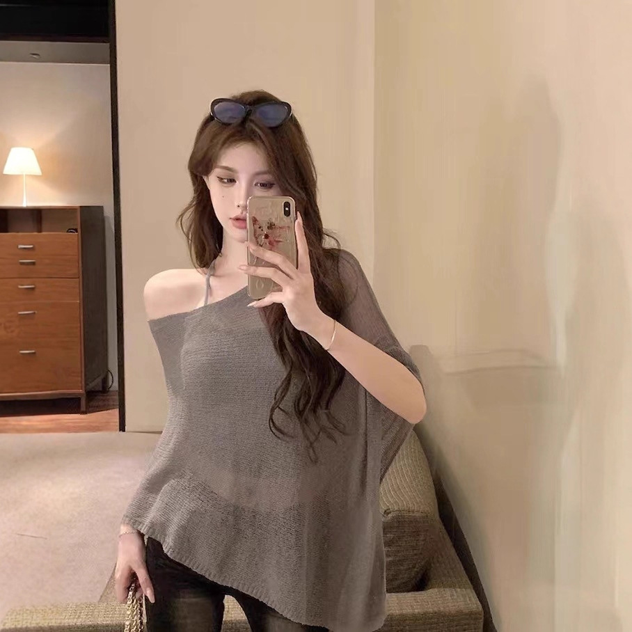 性感斜肩无袖针织衫2025复古风设计感宽松不规则薄款百搭夏季上衣