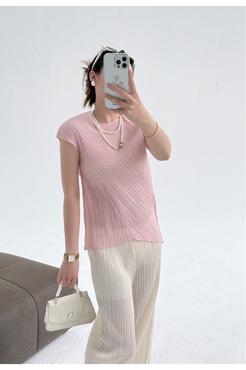 Áo thun nữ tay ngắn cổ tròn vạt xéo xếp ly bất đối xứng — đen chi tiết 10