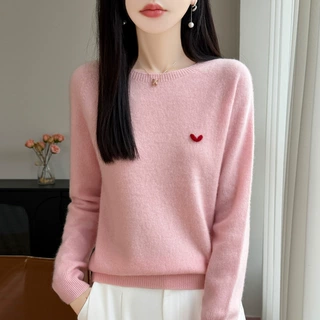 2026秋冬新款无缝刺绣针织羊毛衫女圆领宽松毛衣女装衣服长袖上衣