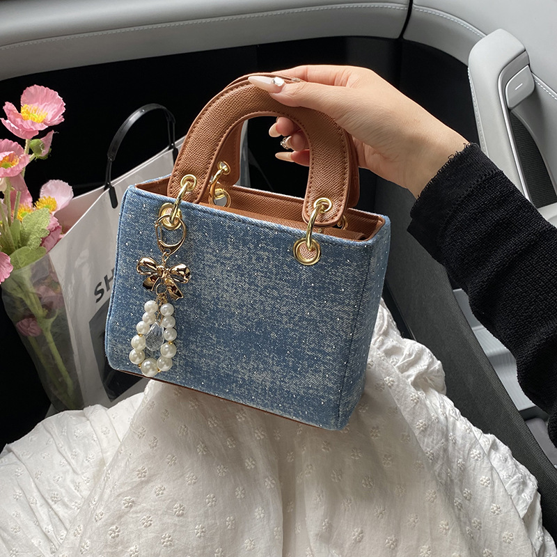 High-End Foreign Trade Cross-Border Handbag Princess Diana Bag for Women 2025 New Trendy Contrasting Color Niche Single Shoulder Crossbody Small Square Bag