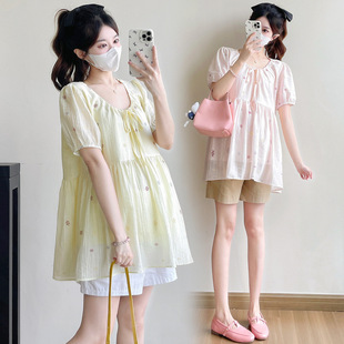 Maternity Wear for Summer Outerwear, Versatile Casual Baby Doll Shirt, New Short-Sleeved Floral Age-Reducing Top, Trendy Mom's Pregnancy Wear