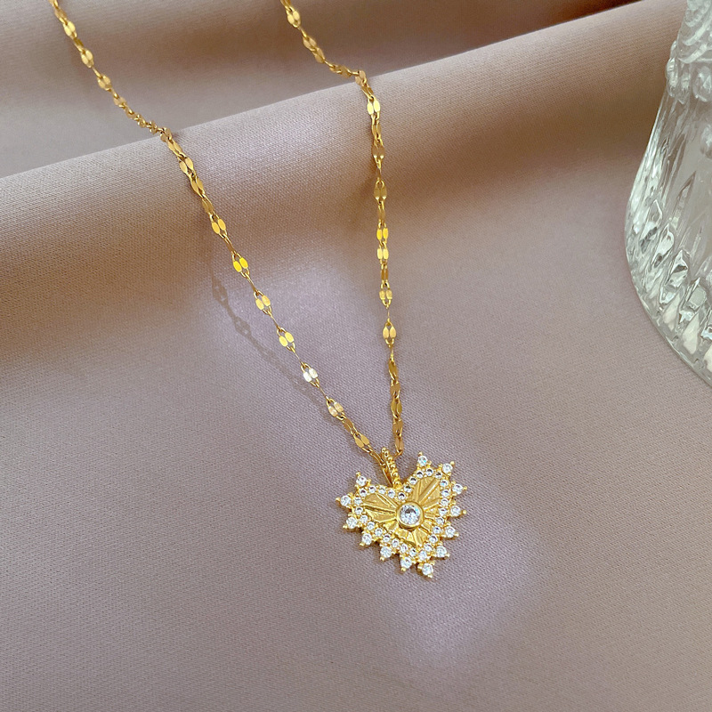 Fashion Heart Shape Titanium Steel Plating Zircon Pendant Necklace