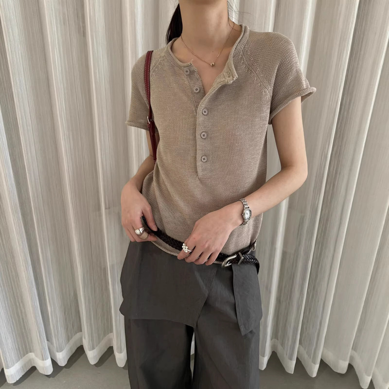 2026 Summer Minimalist Old Money Style Slim Fit Raglan Sleeve Henley Collar Short Sleeve Knit Shirt