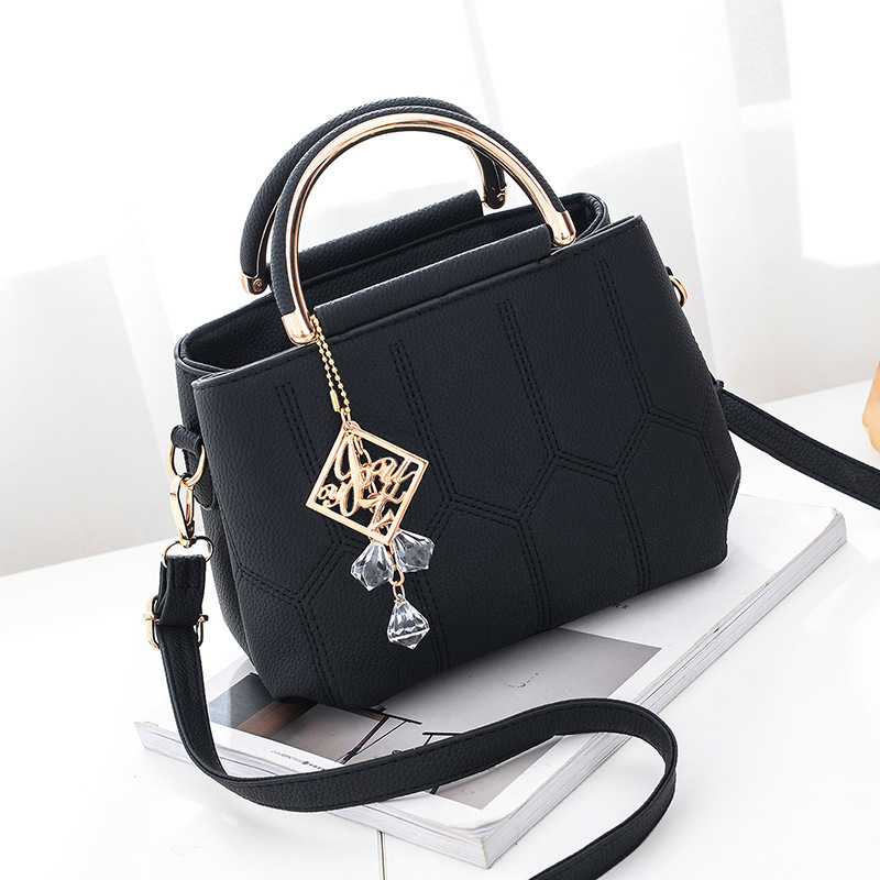 Winter handbag 2024 new fashion large-capacity bag middle-aged mother bag versatile single shoulder crossbody bag women's bag_voghion.com