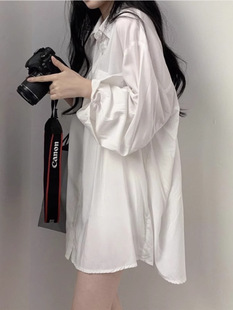 Long-Sleeved Sun Protection Shirt Jacket for Women in Summer, Loose Casual Work Clothing Top, White Mid-Length Cardigan Shirt