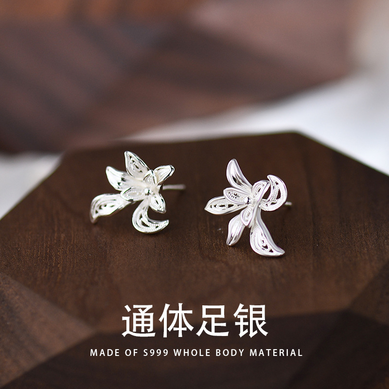 小清新耳釘女韓版鳶尾花耳骨釘甜美氣質擰扣小眾設計感2023年新款