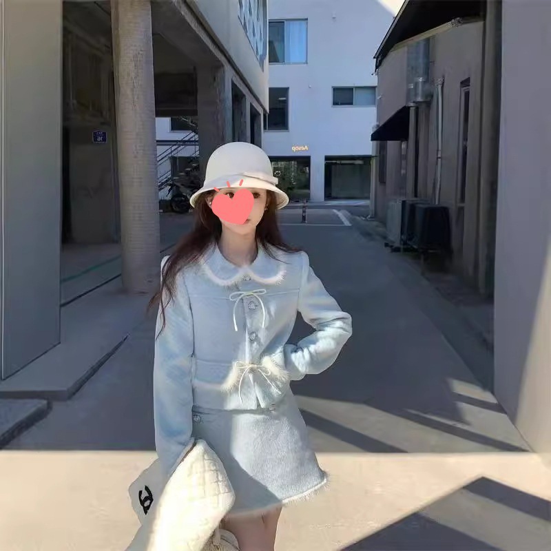 冬季新款甜美减龄娃娃领小香风保暖毛呢外套高腰半身裙两件套装女