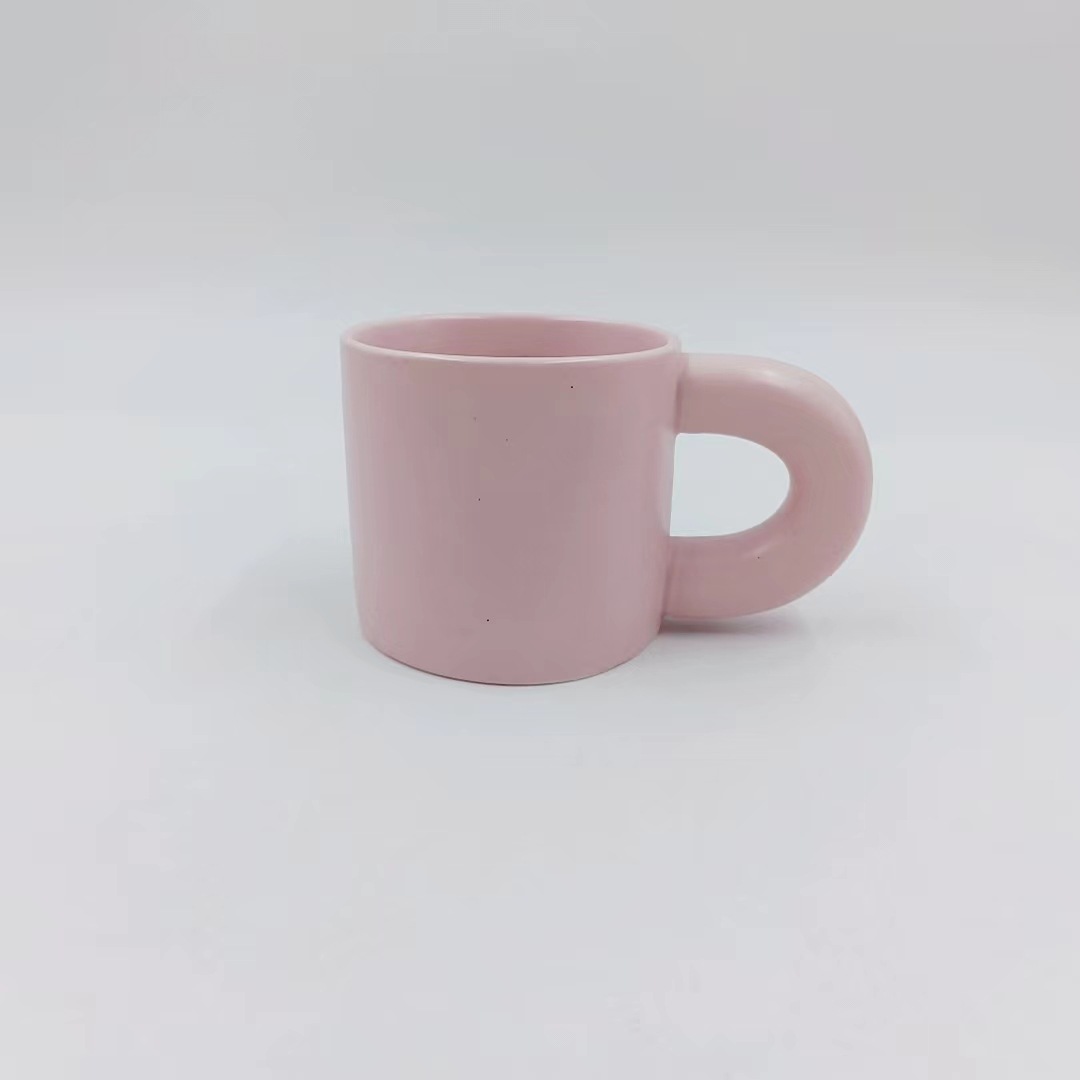 Nuevo 8.5 * 8cm 310ml taza de cerámica de orejas grandes taza de leche taza de desayuno taza de pareja