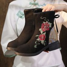 2024冬季新款古风加绒棉靴汉服靴民族风粗跟汉服绣花布鞋绒面短靴