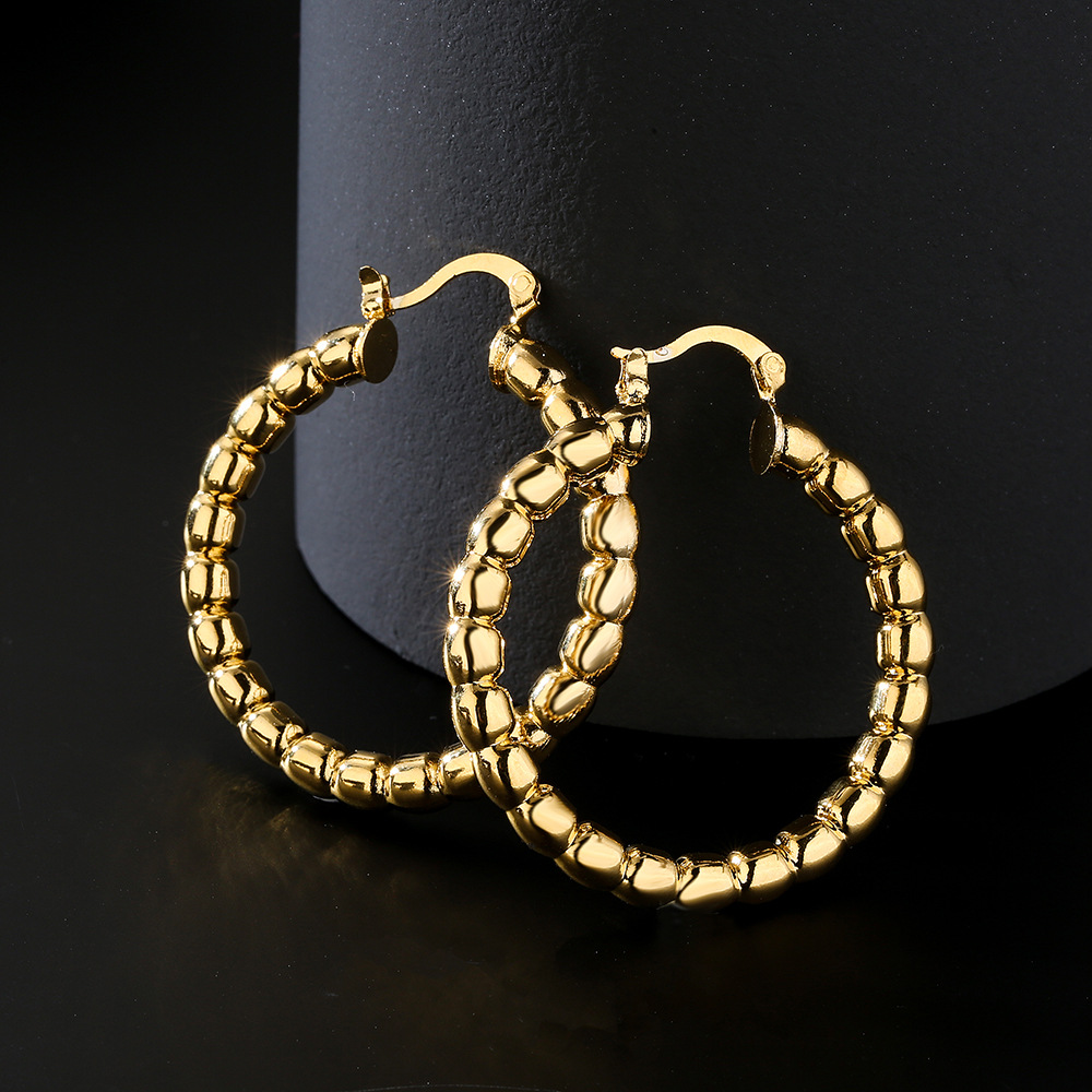 Retro Fashion Round Geometric Copper Plated 18k Gold Earrings display picture 1