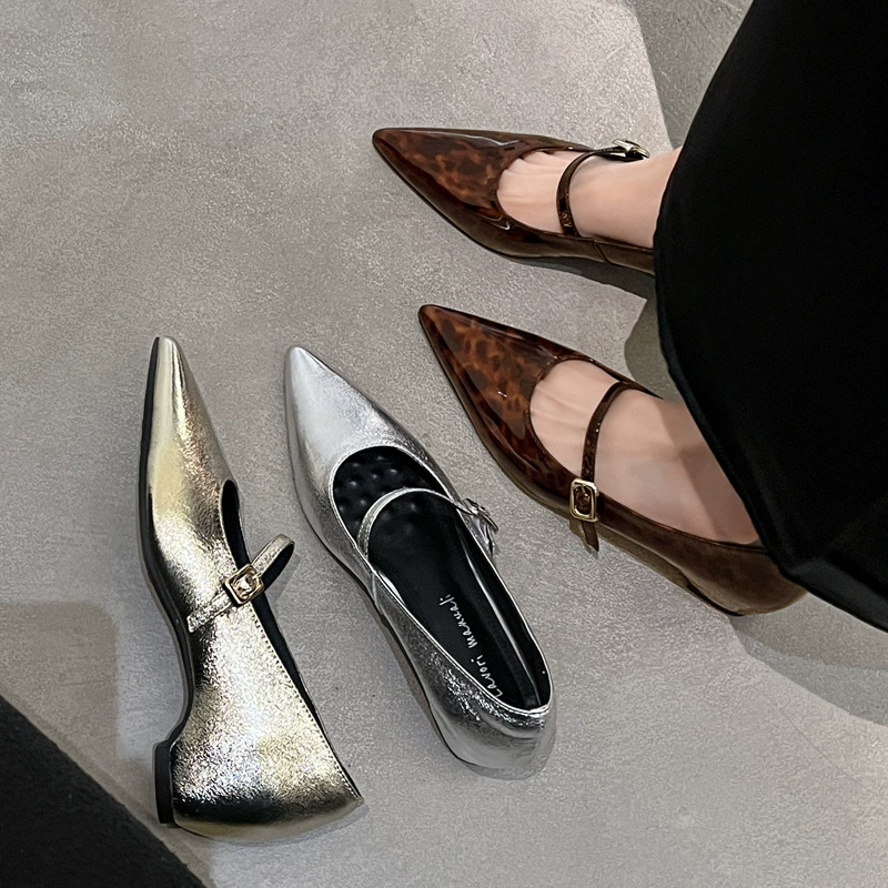 Design high shoes, footwear pointy toe, french style, genuine leather
