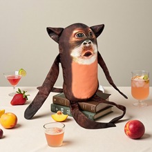 跨境新款嘟嘴猴子印花抱枕毛绒玩具手偶恶搞磁铁吸附挂件公仔玩偶